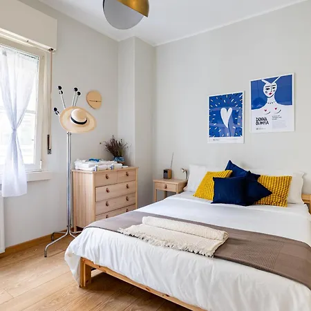 Donna Olimpia Tra Gianicolo E Trastevere * Róma